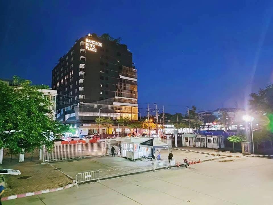 Bangkok Inter Place Exteriör bild