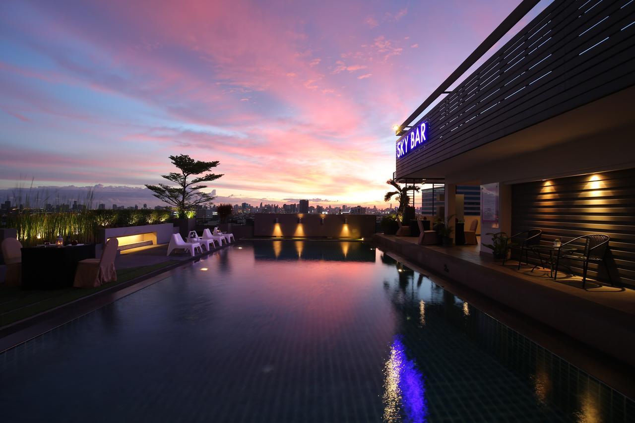 Bangkok Inter Place Exteriör bild